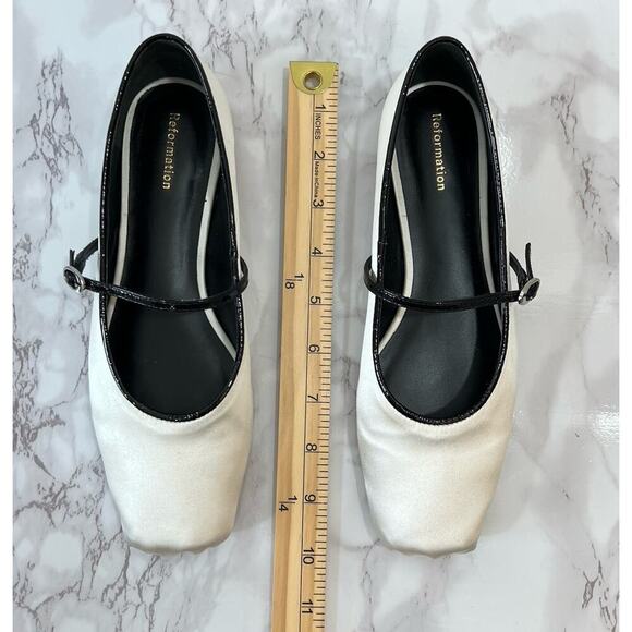Reformation Womens Mariella Mary Jane Ballet Flats Size 5.5 Black White Minimal - Picture 11 of 15